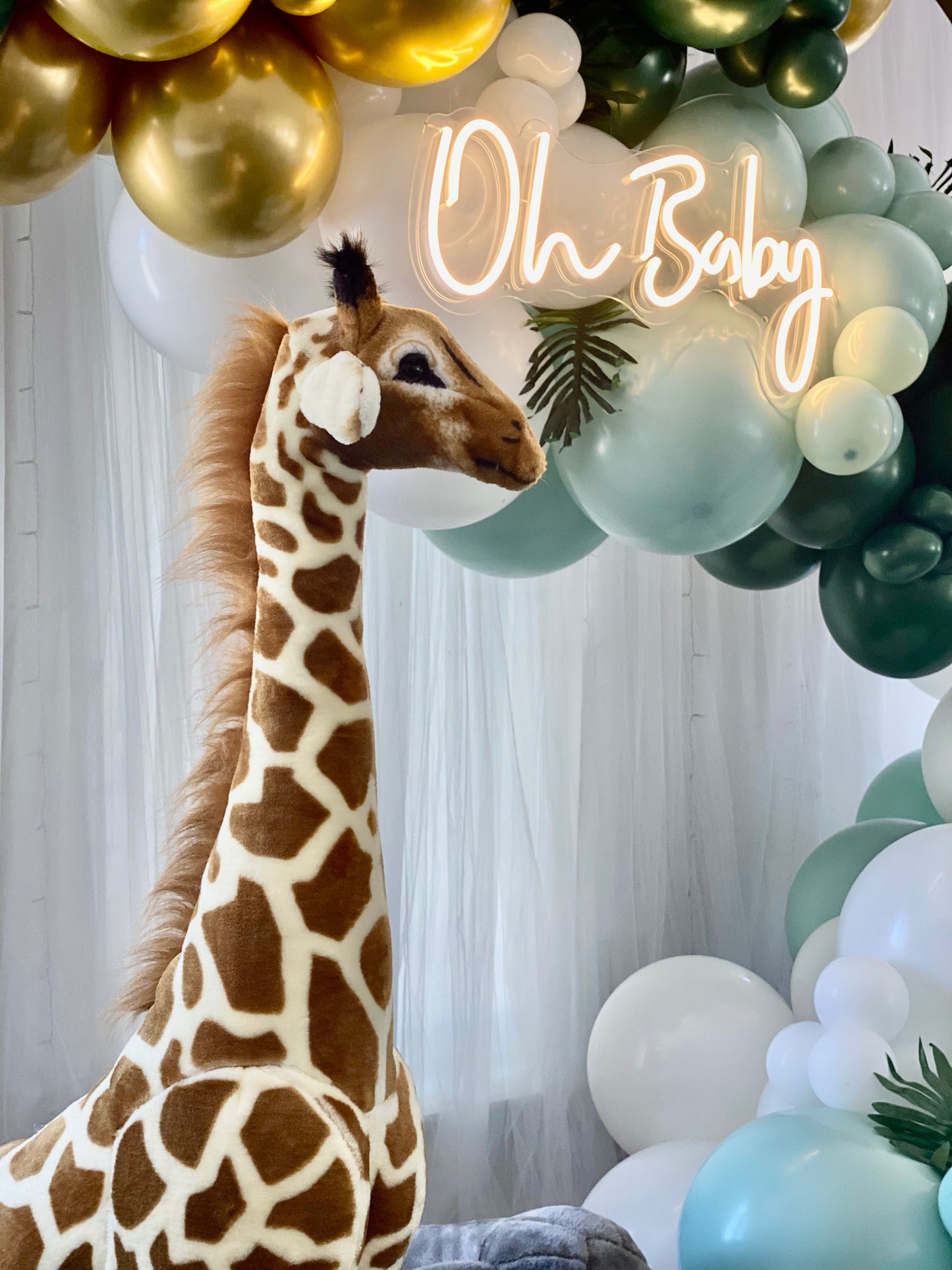 Into The Wild DIY Balloon Arch Garland Kit | Muted Green Gold White | Wild Safari Jungle Theme Baby Shower Kids Birthday Party Balloon Decor